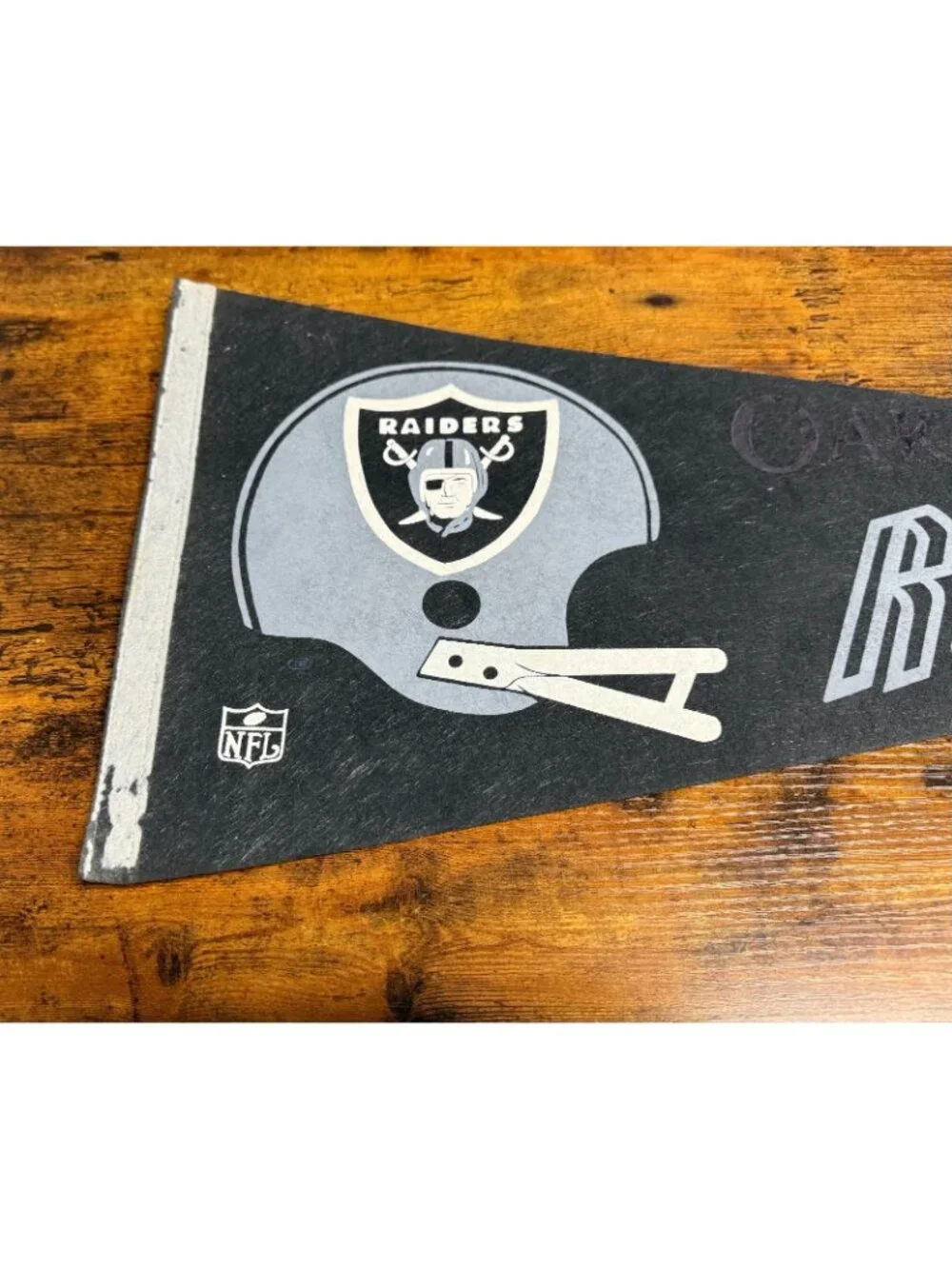 Vintage NFL Oakland Raiders pennant